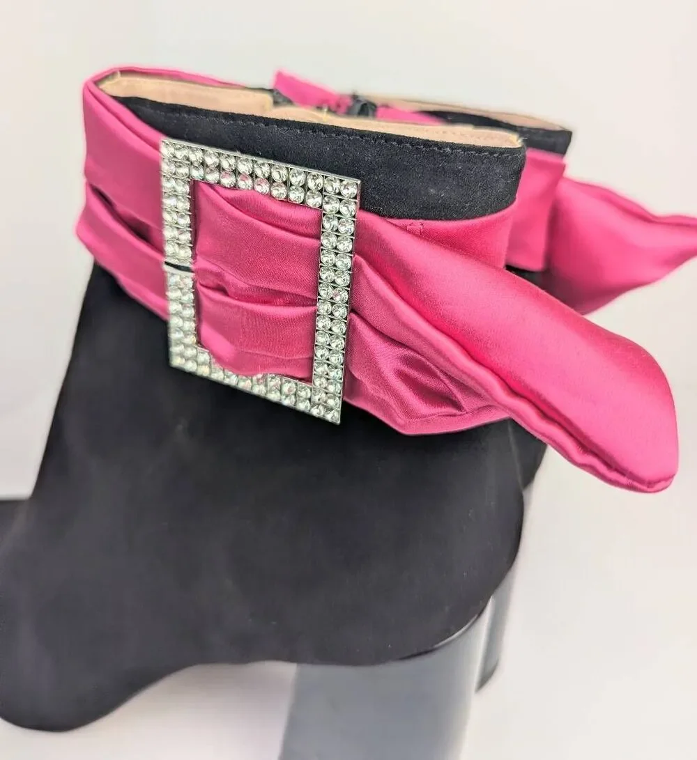 Betsey Johnson Millburn Black & pink rhinestone buckle pointed toe bootie boot 9